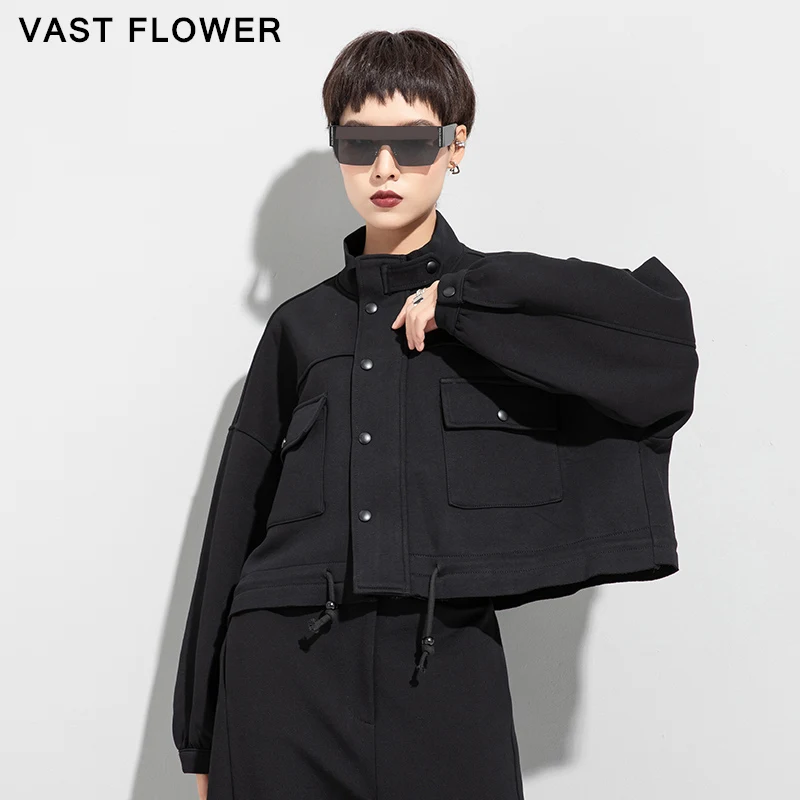 

Coats & Jackets