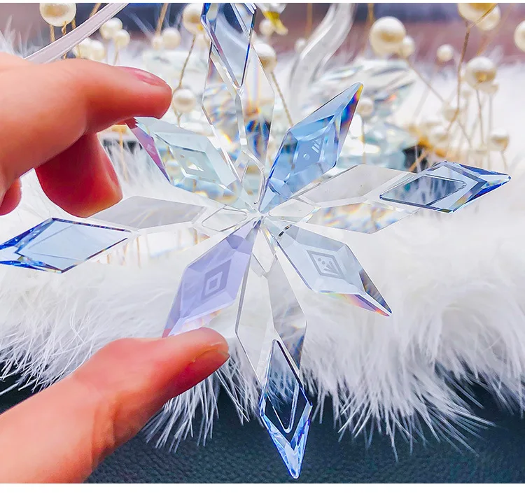 

Upscale Snow Crystal Car Pendant Creative Car Accessories Car Interior Supplies Car Rearview Mirror Pendant Ornaments Beautiful