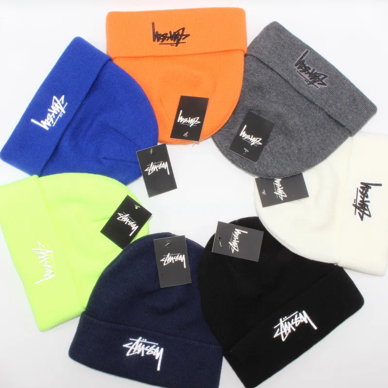 

Autumn Winter Knitted Hat Men and Women Cursive Embroidery Cold Hat Lovers Hip Hop Wool Hat European and American Fashion Style