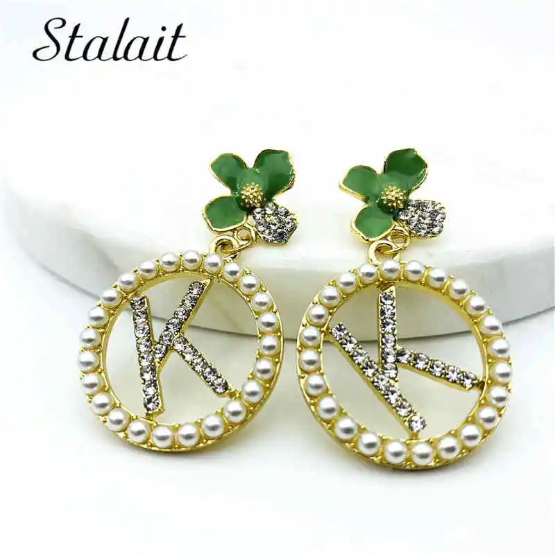 

Luxury Brand Flower Letter Round Earrings Crystal Fresh Pearl Gold Color Earrings For Women Wedding Jewelry