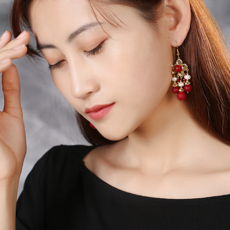 Жемчужные длинные серьги женские антикварные стеклянные Красные праздничные