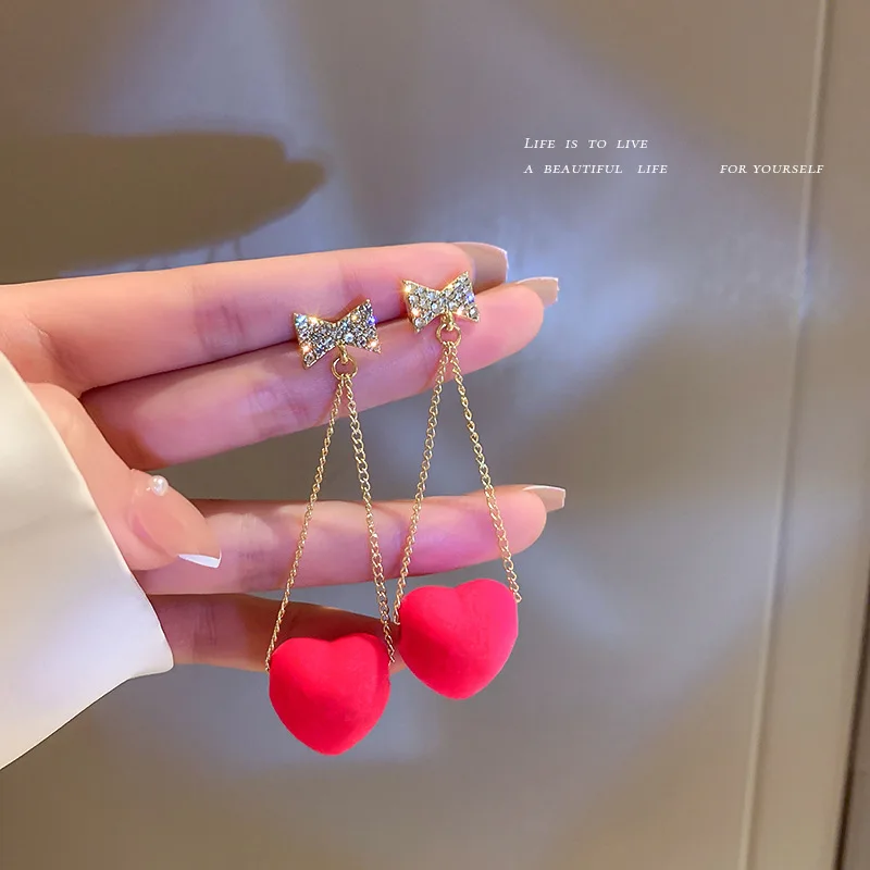 

Korea Autumn Sweet 925 Silver Needle Diamond Love Bow Temperament High-grade Versatile Earrings Female