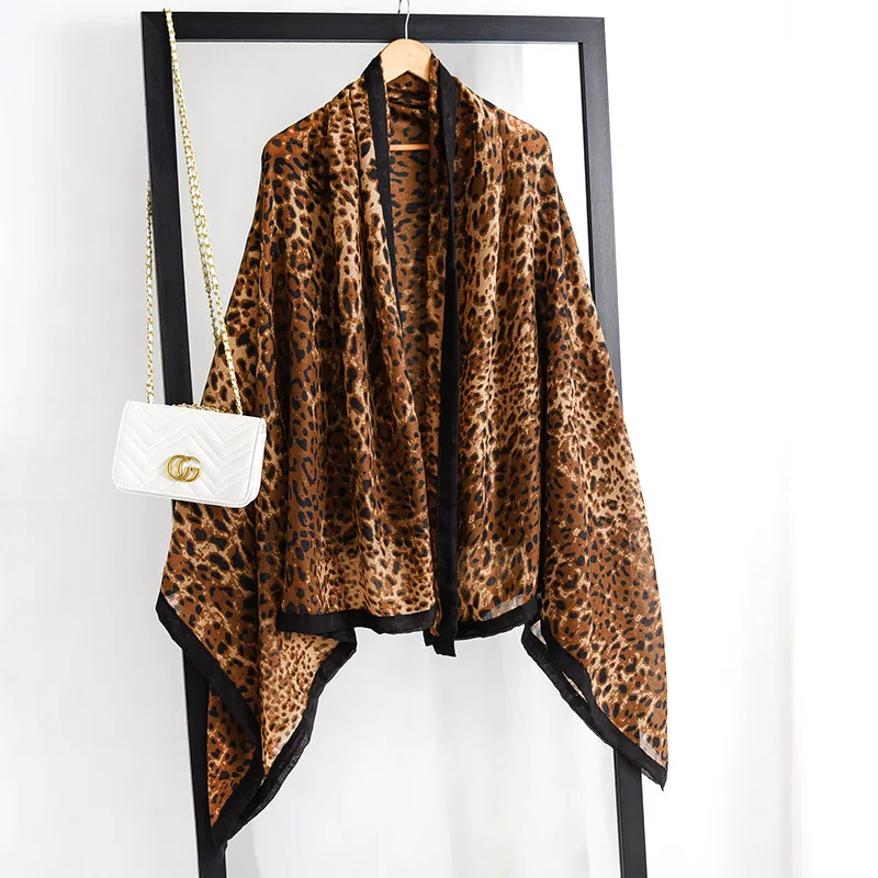 

Autumn Winter Hijab Fashion Design Sexy Leopard Dot Tassel Viscose Shawl Scarf High Quality Neckerchief