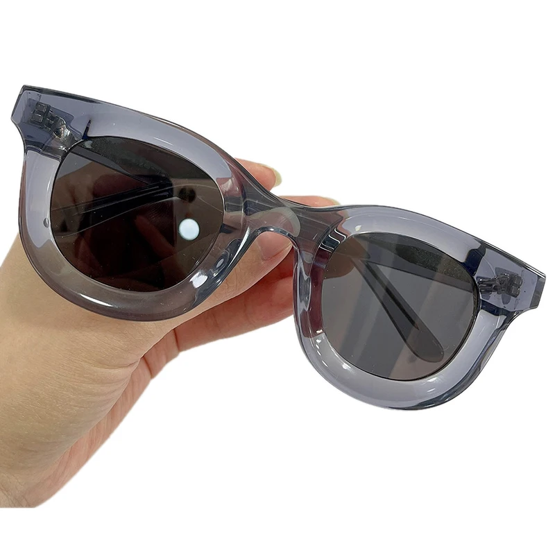 

Солнцезащитные очки оверсайз для мужчин и женщин UV-400, классические винтажные Роскошные солнечные аксессуары в квадратной оправе, чёрные, в ...