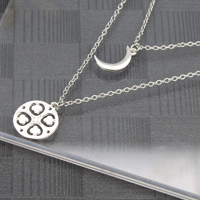 

Fashion Simple Decoration Hollow Love Heart Moon Pendant Necklace Clavicle Chain
