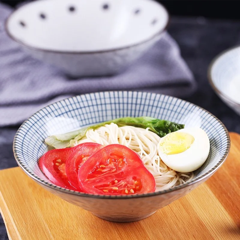7 Inch Noodle Bowl Stoneware Black Bucket Big Bowl Creative Farmhouse Ceramic Ramen Bowl Japanese Noodle Soup Large Rice Bowl