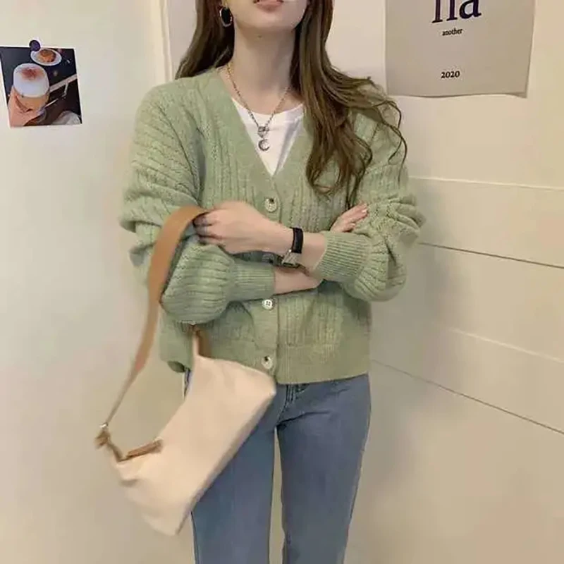 

2021 Spring Autumn Knitted Cardigan Sweater Solid Basic V-neck Single-breasted Sweet Preppy Style Cropped Sweater Loose Sweater
