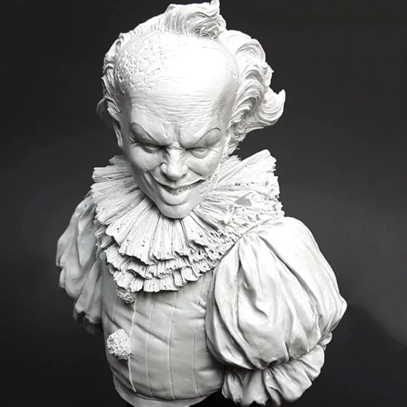 

Фигурка клоуна из смолы на тему фантазии 115 мм X346