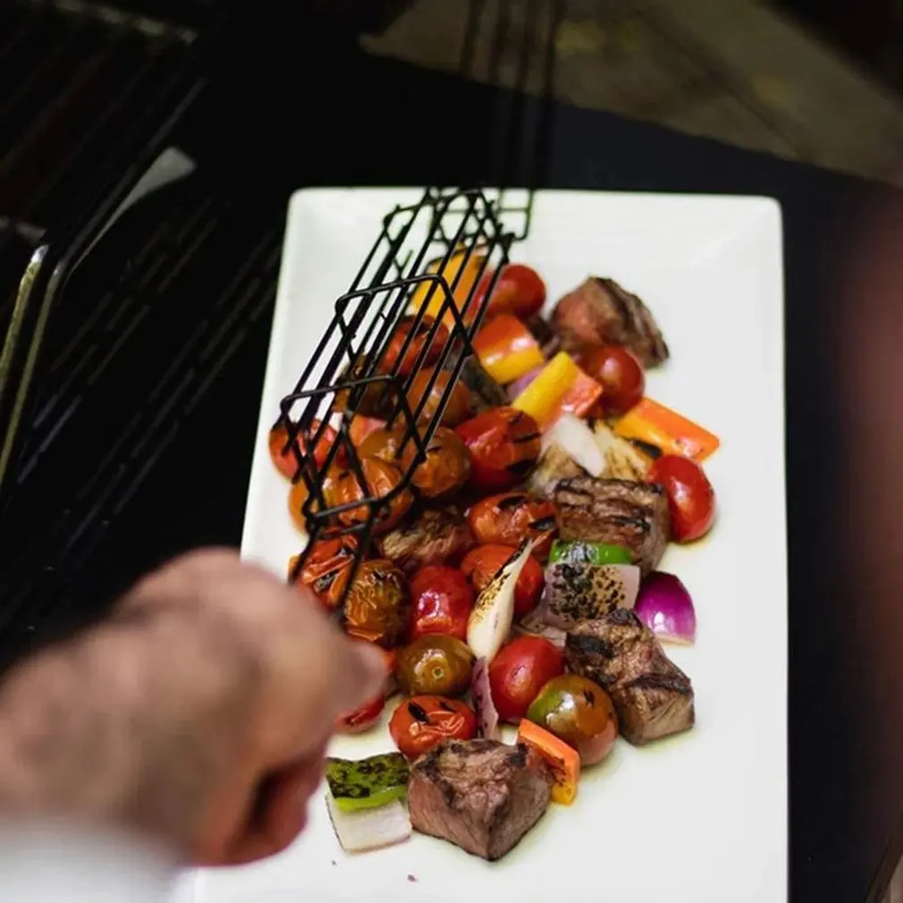 

Outdoor Barbecue Utensils Portable BBQ Grilling Basket Stainless Steel Nonstick Barbecue Grill Tools Grill Mesh for Barbecue