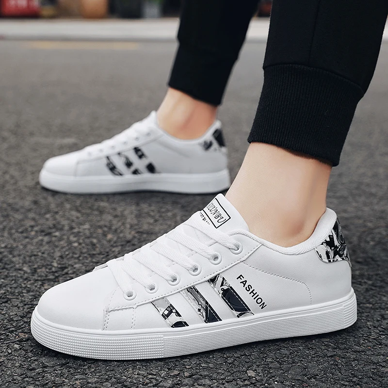 

Men Shoes Skateboard Shoes Classic Wild Couple Casual Shoes Women Walking Shoes White Black Sport Shoes Unisex Sneakers Trainers