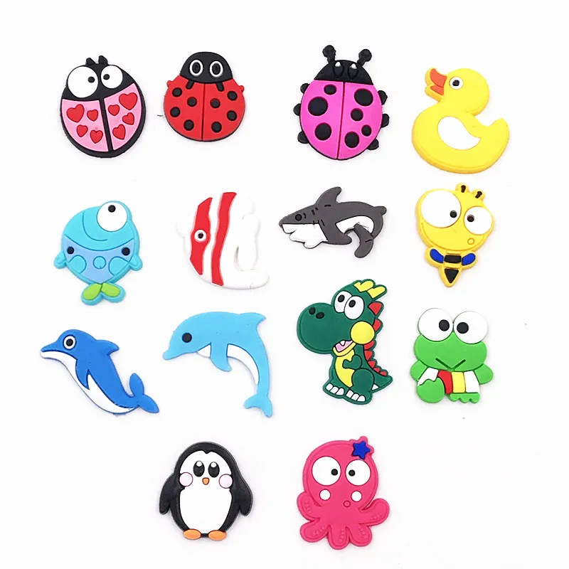 100 шт. оптом смешанная утка Акула пчела Жук икона ремесло гаджеты ПВХ плоская