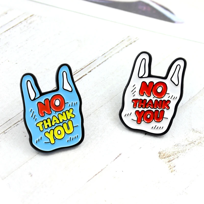 Зеленая пластиковая сумка двухцветная брошь мультяшная сырая эмалированная