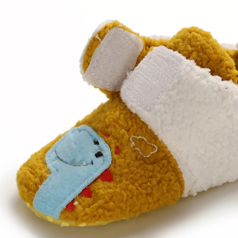 Осенняя обувь для малышей повседневная на мягкой подошве девочек и мальчиков