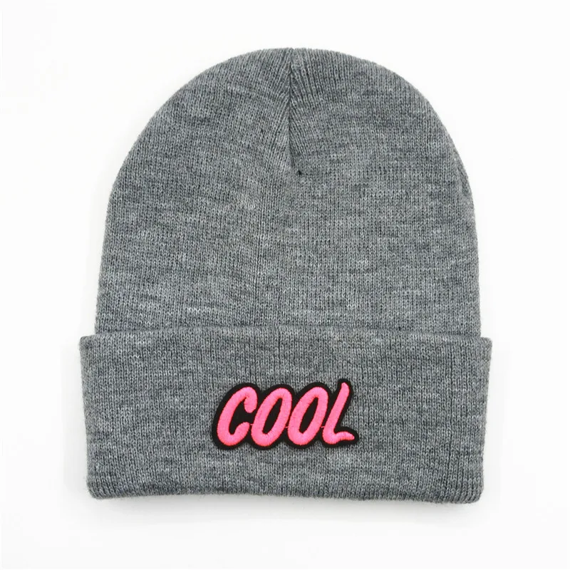 Новинка 2020 года стильная теплая вязаная шапка с вышитыми буквами зимняя Skullies