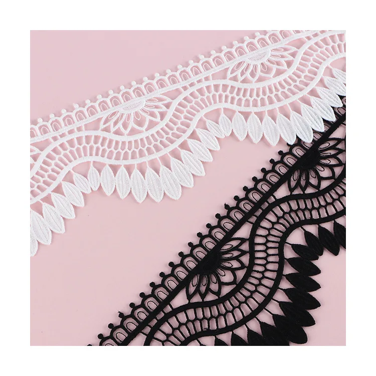 Один метр выдалбливают крючком Цветочные молочного шелка кружева ленты DIY