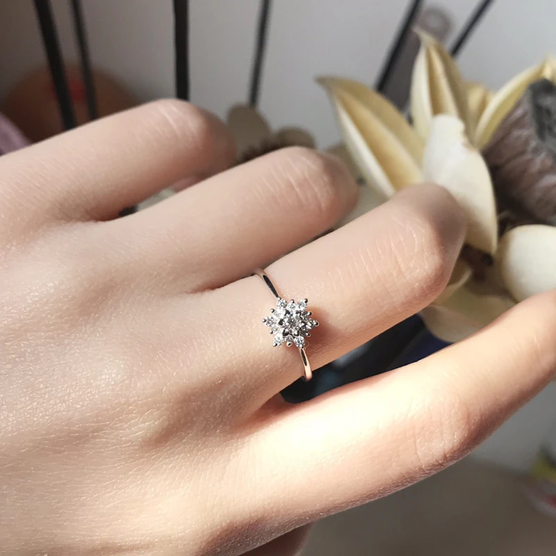 

0.32ctw Real Diamond Engagement Ring Prong Setting Solitaire Solitaire Style 10k White Gold For Women