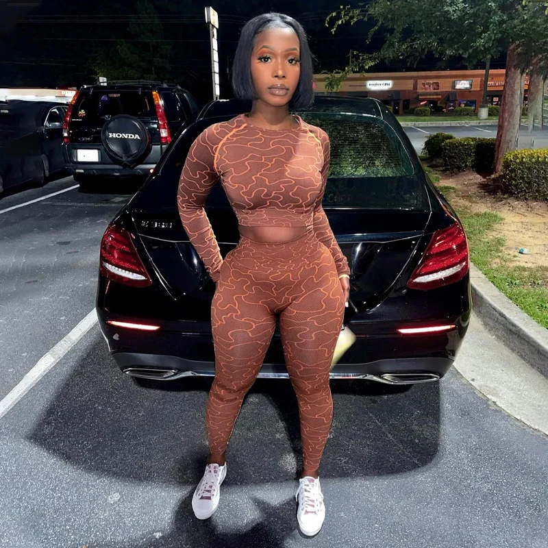 

Женские брюки с принтом Zoctuo, комплект из двух предметов, короткий топ с длинным рукавом и леггинсы, облегающая Сексуальная Спортивная уличн...