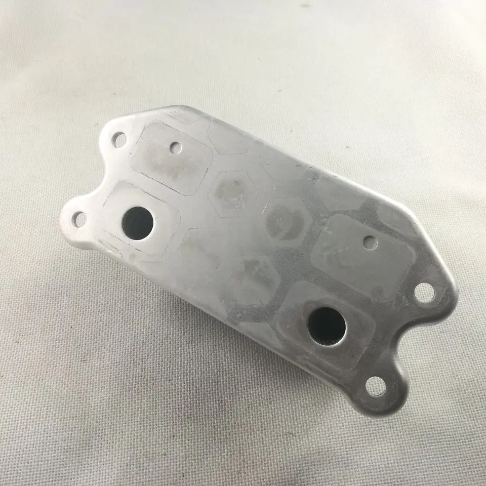 Масляный радиатор для Ford Focus RS C30 C70 S40 S80 V50 V70 XC60 XC70 30751937 31201911