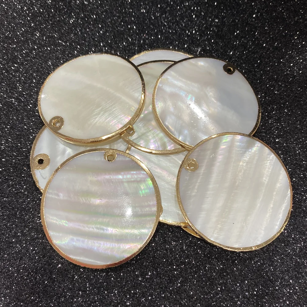 

2Pcs Natural Shell Pendants & Necklace White Pearl Shell Pendants for Fashion Jewelry Making Diy Necklace Accessories