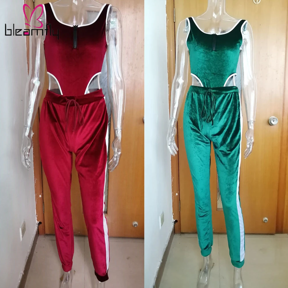 Осенне зимний женский комплект бархатный боди брюки карандаш костюм из двух