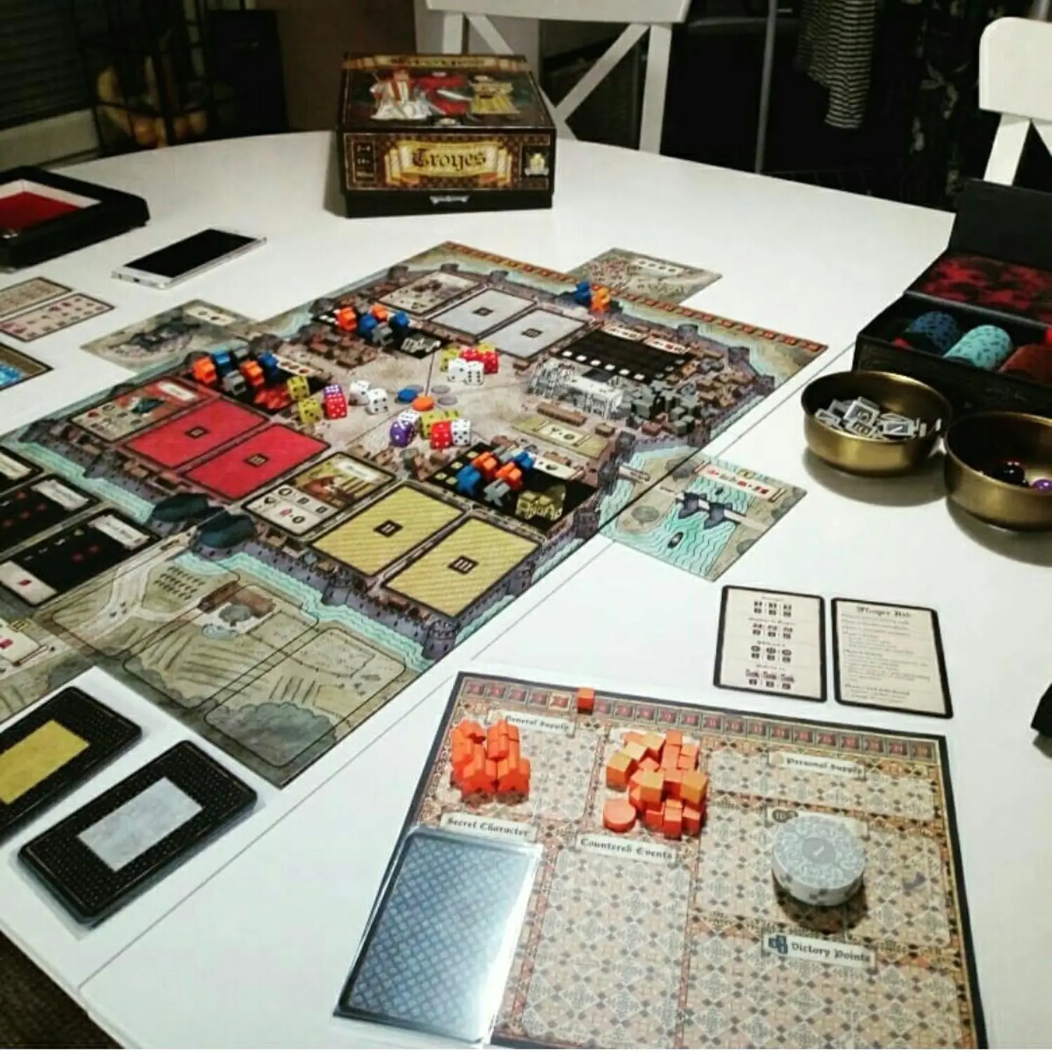 Высококачественная настольная игра карты Troyes с расширенной настольной игрой