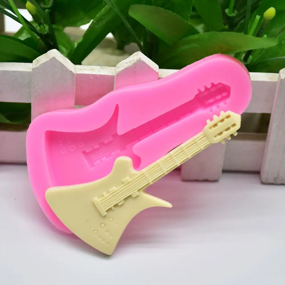 kuchen dekoration diy werkzeuge delicate elektrische gitarre hübsche 3d schokolade flüssigkeit silikon formen pastry mould jello pudding c13