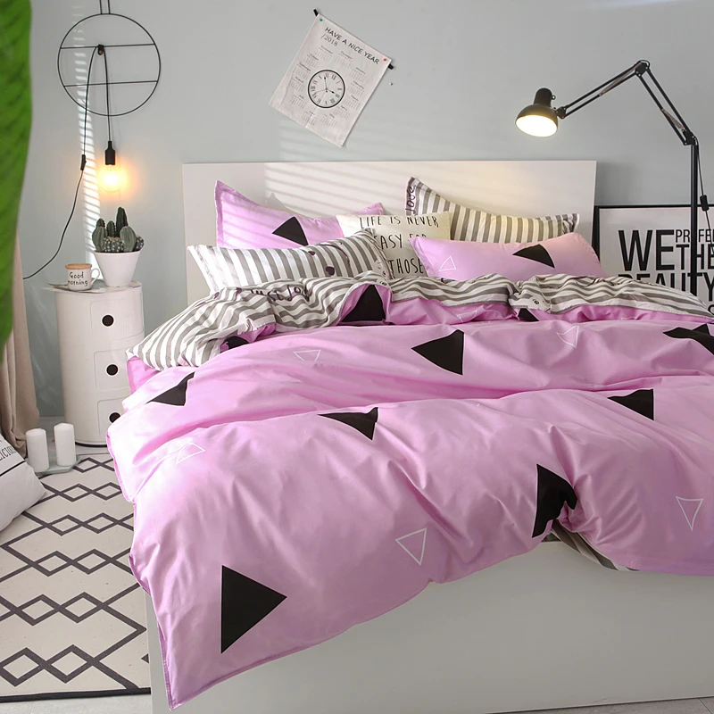 Комплект постельного белья с геометрическим рисунком односпальный в розовую и