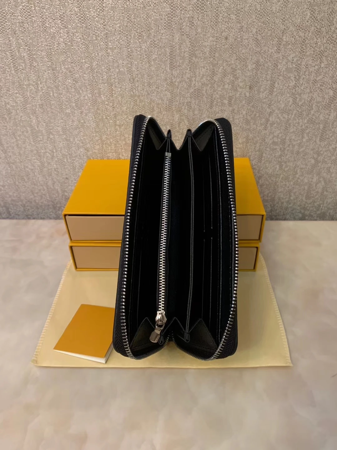 

Brand Leather Zippy Wallet Luxury Designers Embossed Women Long Wallets Zipper Coin Purse Card Holder Clutch