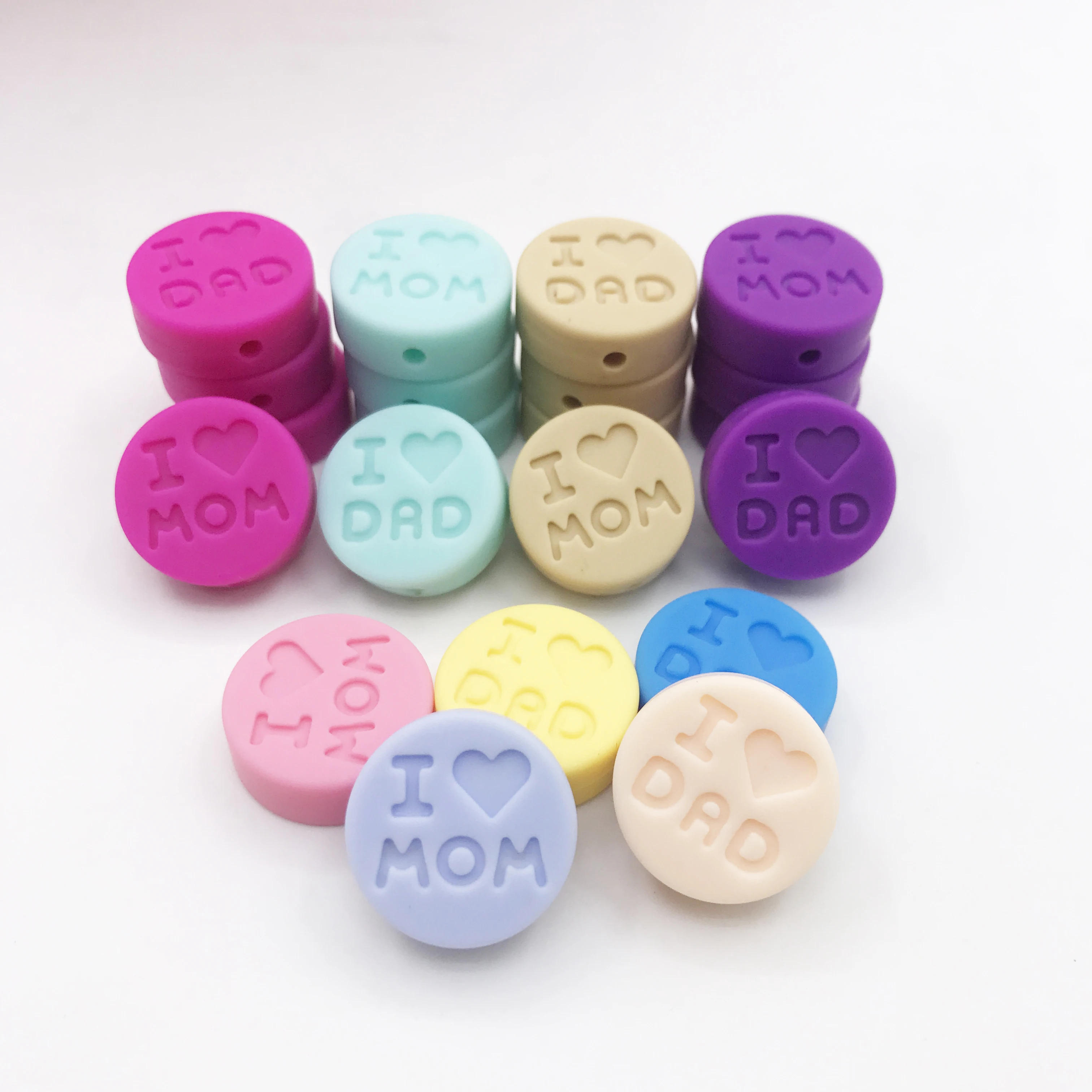 100 шт./лот алфавит силиконовые бусины I Love Mom круглые буквы для прорезывания зубов
