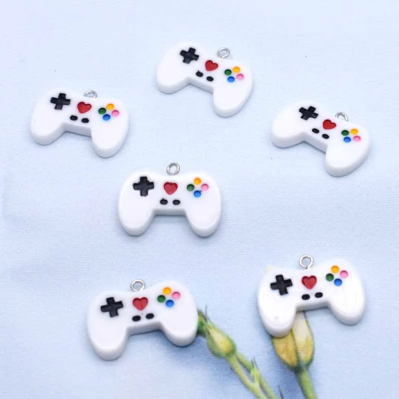 

10/20/50/100/200Pcs 28*20mm Enamel White Mini Gamepad Charms For DIY Decoration Earrings Necklace Fashion Jewelry Accessories
