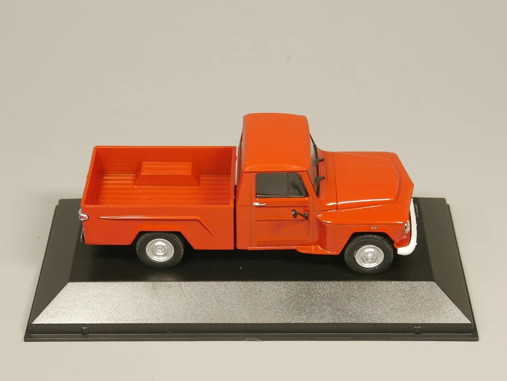 Модель автомобиля ixo 1:43 Ford модель литья под давлением 80| |