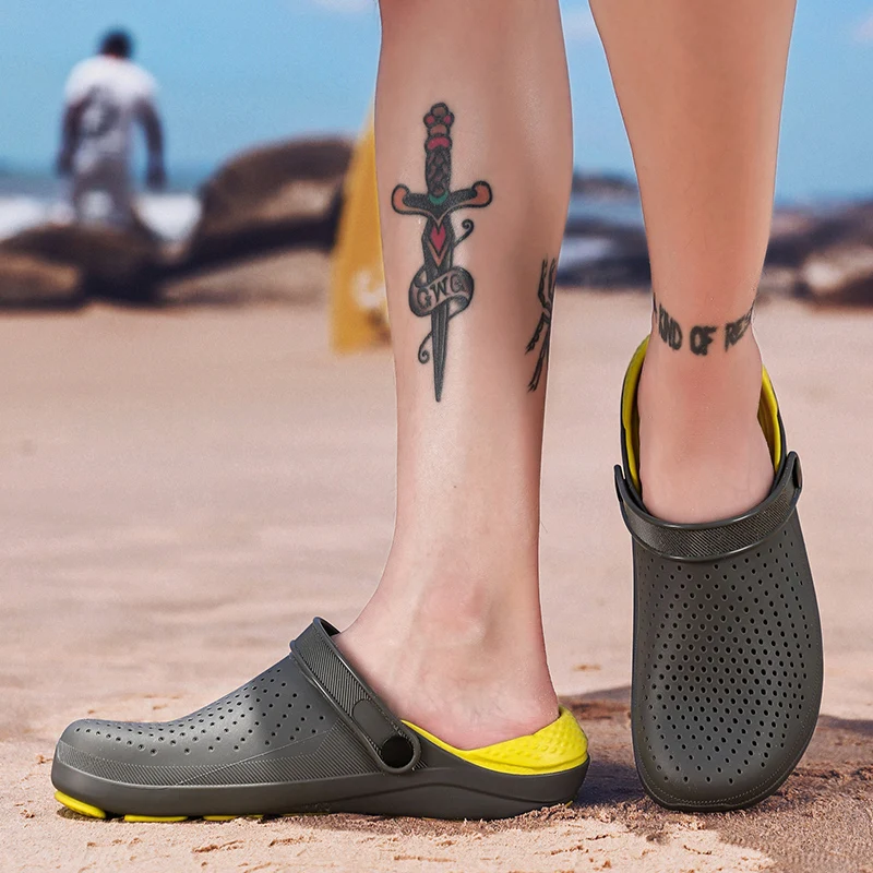 

Men Summer Shoes Sandals Men's Holes Sandals Hollow Breathable Flip Flops Croc Shoes Fashion Beach Slippers Big Size