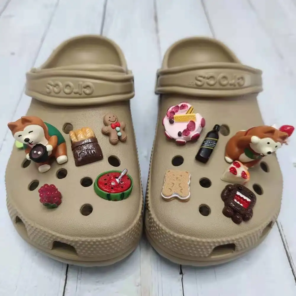 

Cute Luxury Shiba Inu Decorative Buckle Croc Charms Three-dimensional Vintage Lovely Doll Fruit Fries Croc Charms Designer