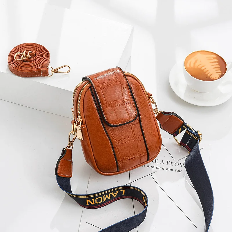 

2021 new women's bag fashion versatile mobile phone bag lady single shoulder wide shoulder strap straddle small bag