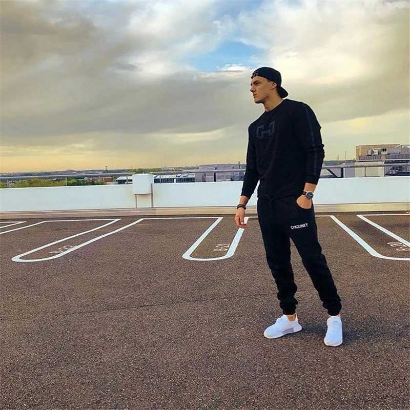 

2020 Fashion High-elasticity Sporting T-shirt Men long Sleeve Fitness T shirt Men's solid gyms Bodybuilding T-shirt Tee