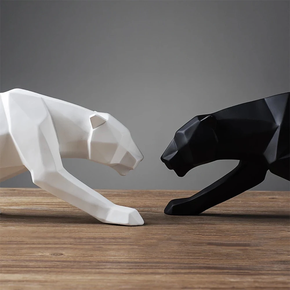 

Modern Abstract Black Panther Resin Sculpture Geometric Resin Leopard Statue Crafts Wildlife Art Decor Gift Ornament Decoration