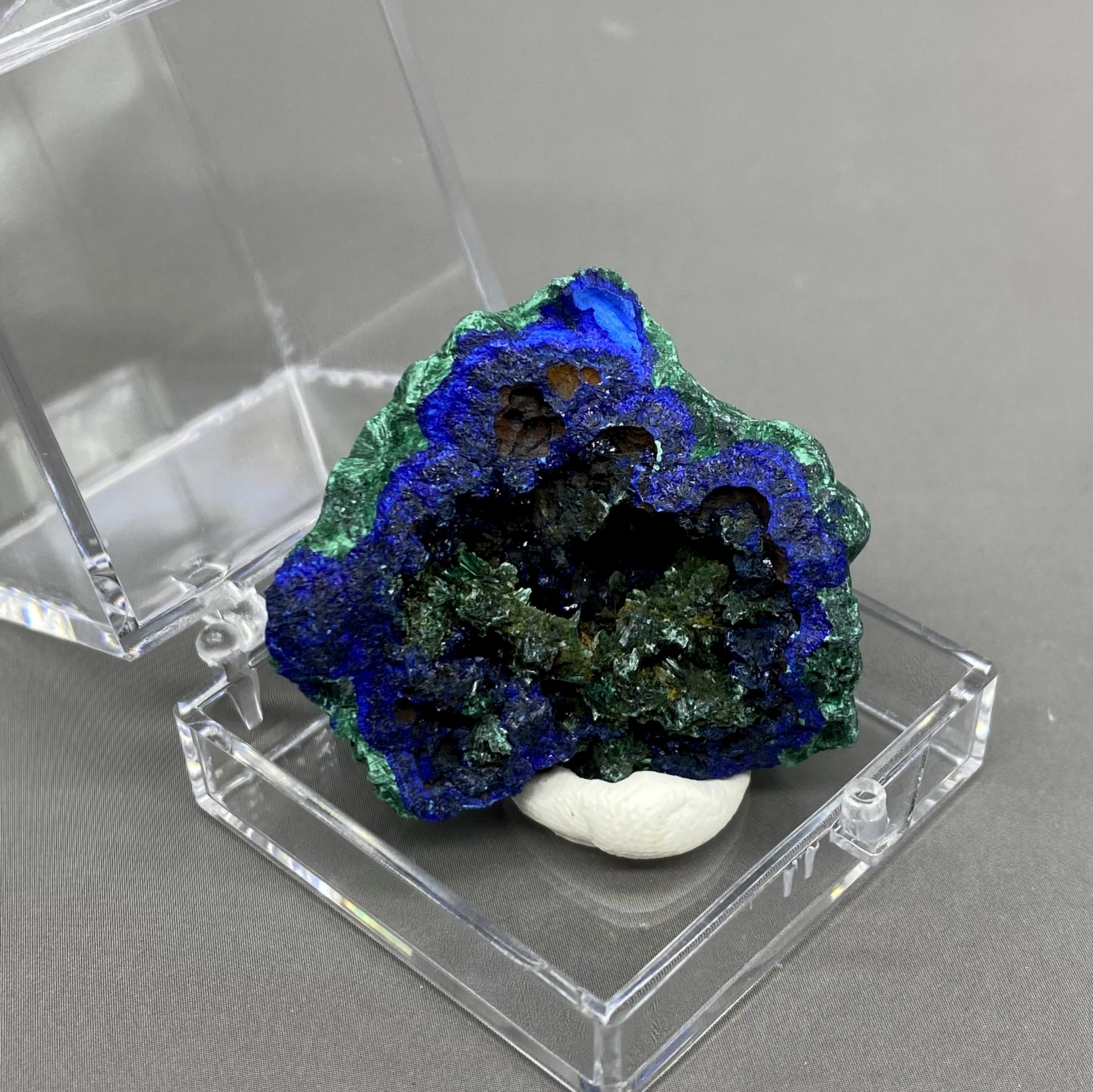 

100% Natural beautiful azurite mineral specimen crystal Stones and crystals Healing crystal box size 3.4cm