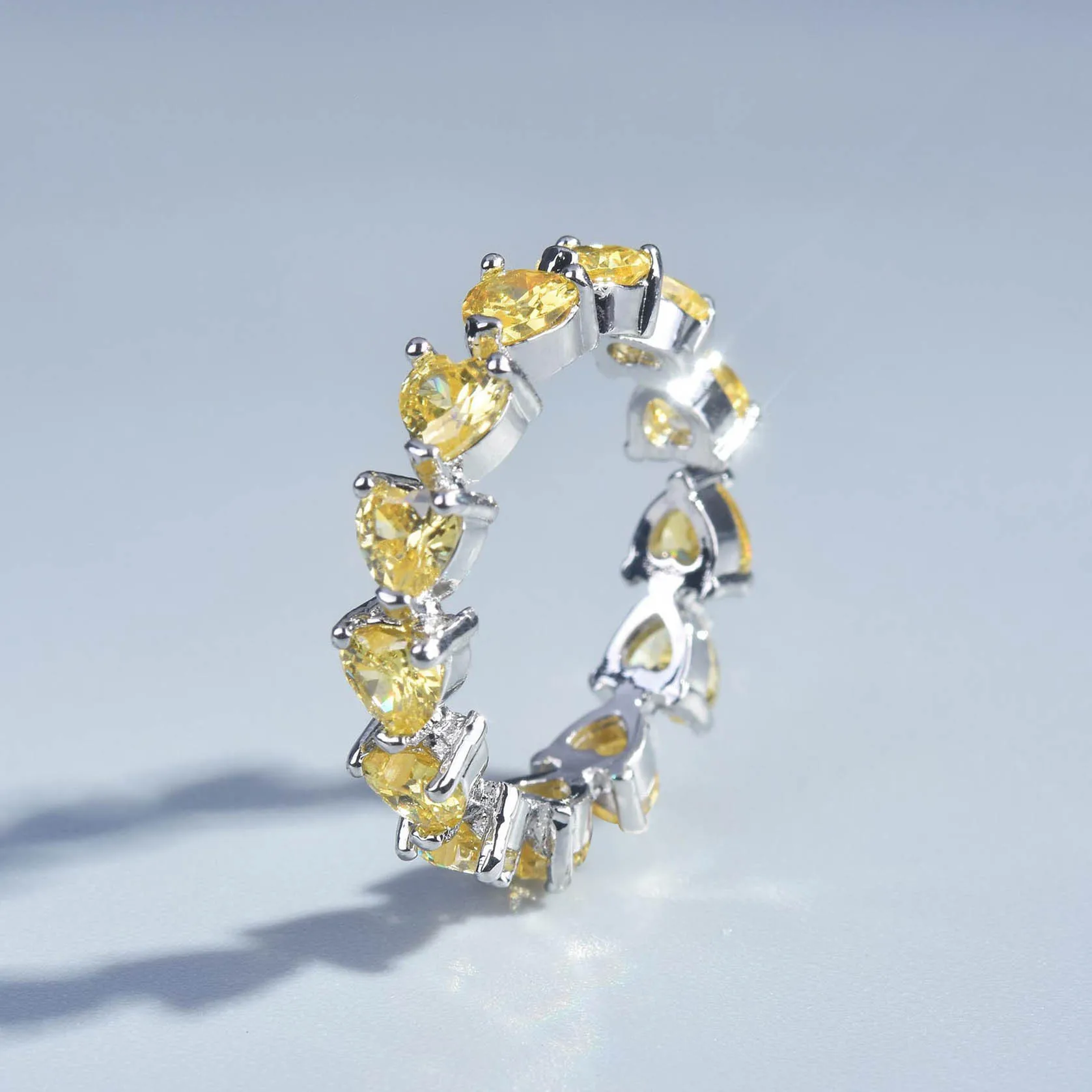 

Foydjew New Heart-shaped High Carbon Diamond Rings European American Fashion Pink/Yellow Diamond Adjustable Female Ring