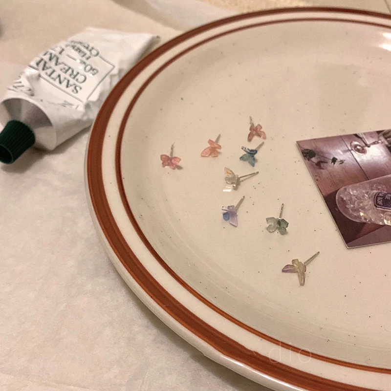 

8PCS/Lot Fashion Fairy Colorful Acrylic Butterfly Stud Earrings For Women Girls Simple Bijoux Sweet Cute Ear Brincos Jewelry