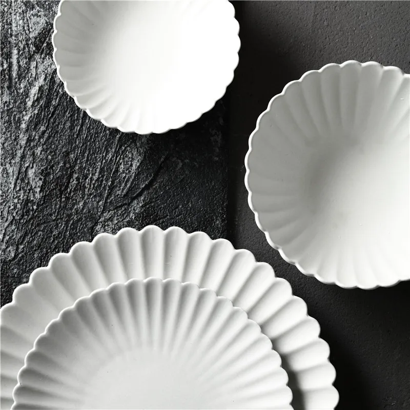 В форме хризантемы керамическая тарелка японский матовый цветочный тип для