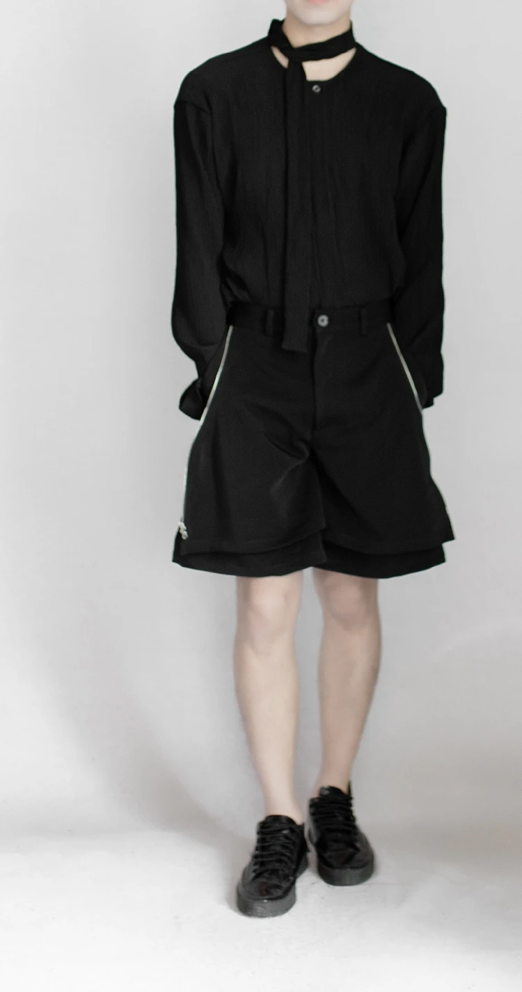 Мужские шорты на молнии с вышивкой широкими штанинами черные повседневные