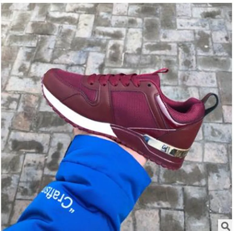 Women Running shoes Leather Casual Shoes Sport Breathable Anti-Slip Outdoor Fashion Big Size Vulcanized 35-43 C8248 |