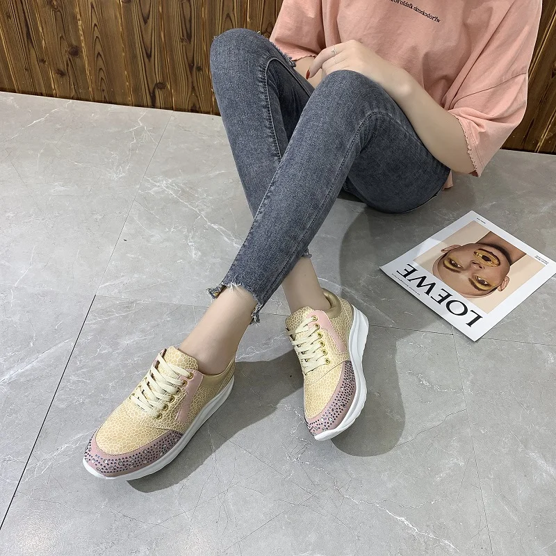 

Women's Sneakers Vulcanize Shoes Fashion Sequins Shake Shoes Breathable Women Sport Shoes Buty Damskie Womens Running Shoes