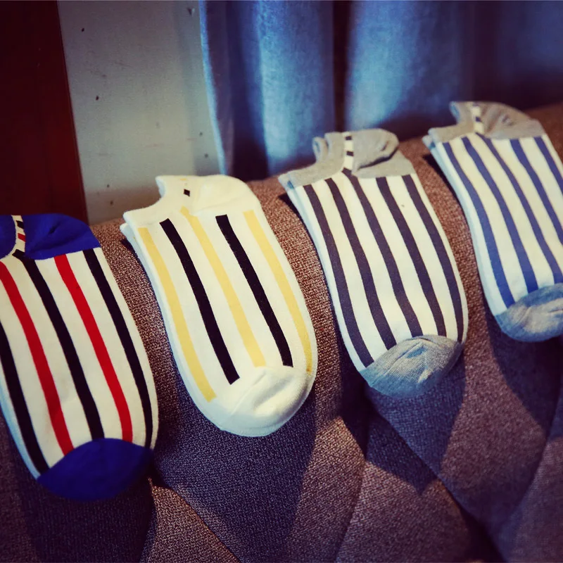 

2020 new spring and summer straight stripes college style shallow mouth socks men's boat socks