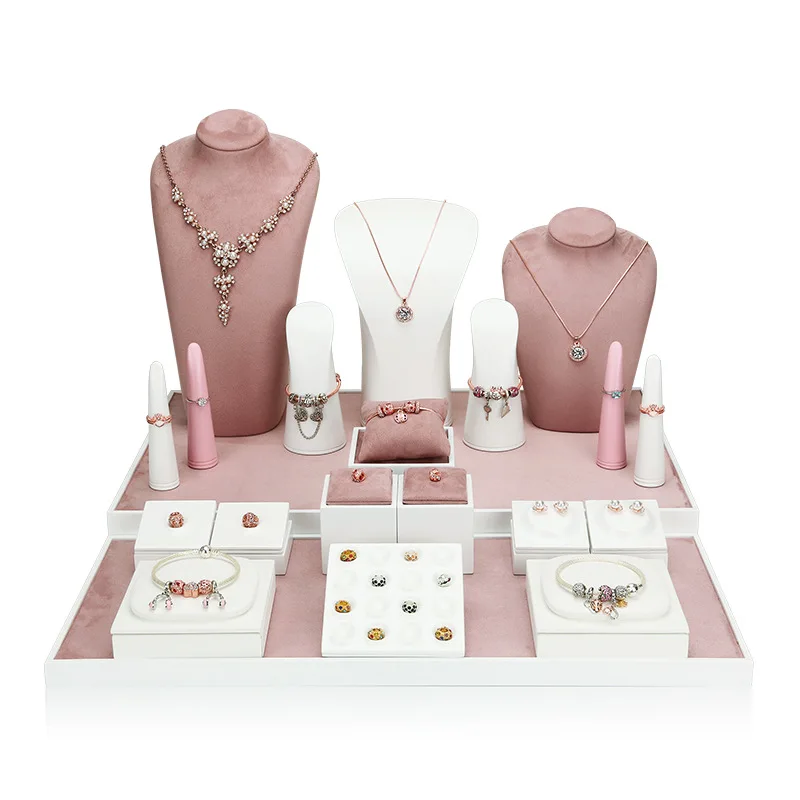 Jewelry display stand pink bust model factory direct shooting necklace bracelet pink paint jewelry display set