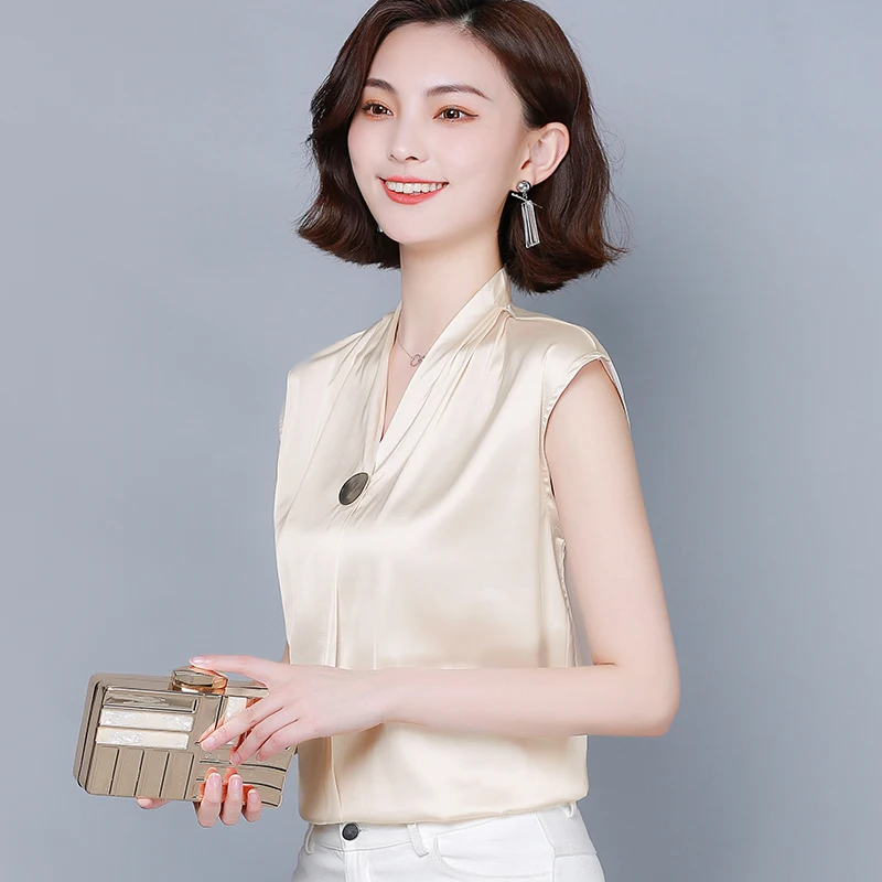 

Korean Silk Women Blouses Top Women V-Neck Satin Blouse Lady Tops Plus Size Woman Solid Blouse Shirts Blusas Femininas Elegante