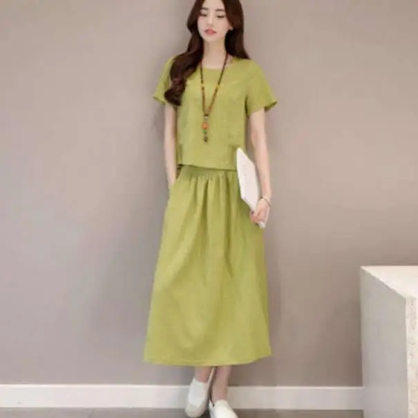 Комплект летней и весенней женской одежды футболка s + длиной до икры свободная