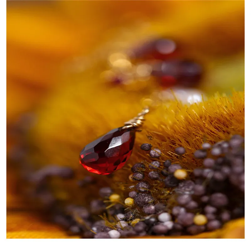 Ожерелье DAIMI Gypsophila с гранатом в форме капли воды Женские Подвески из натурального