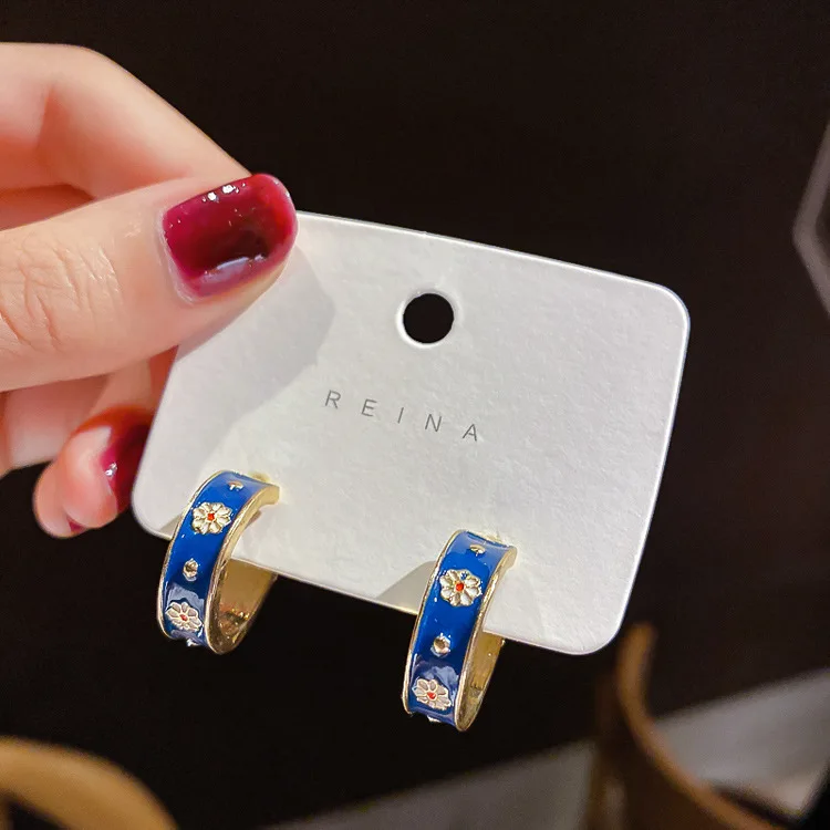 Женские маленькие серьги-кольца с эмалью винтажные эмалированные серьги в