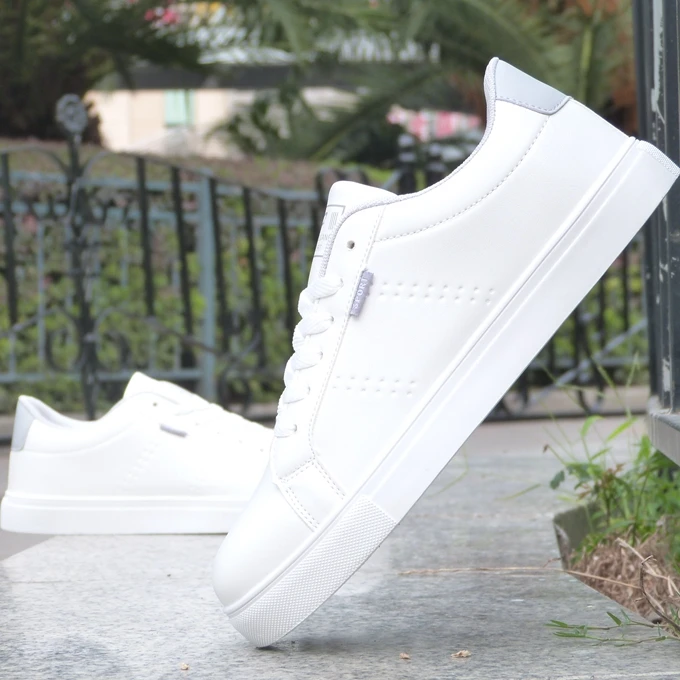 

New 2020 Male Sneakers Men Vulcanize Shoes Fashion Rubber Shoes White Sneakers Men Non-slip Men Shoes Chaussures Vulcanisées